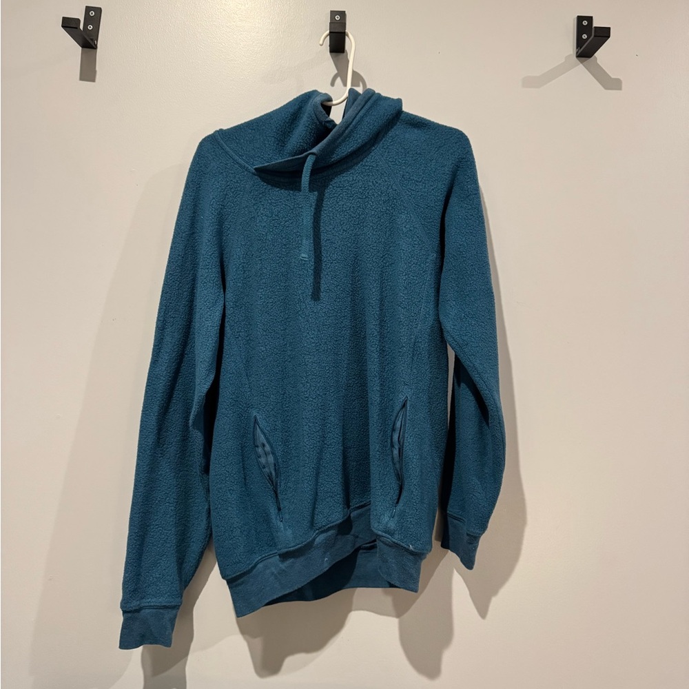 Alo Yoga Triumph Hoodie - Eclipse Blue